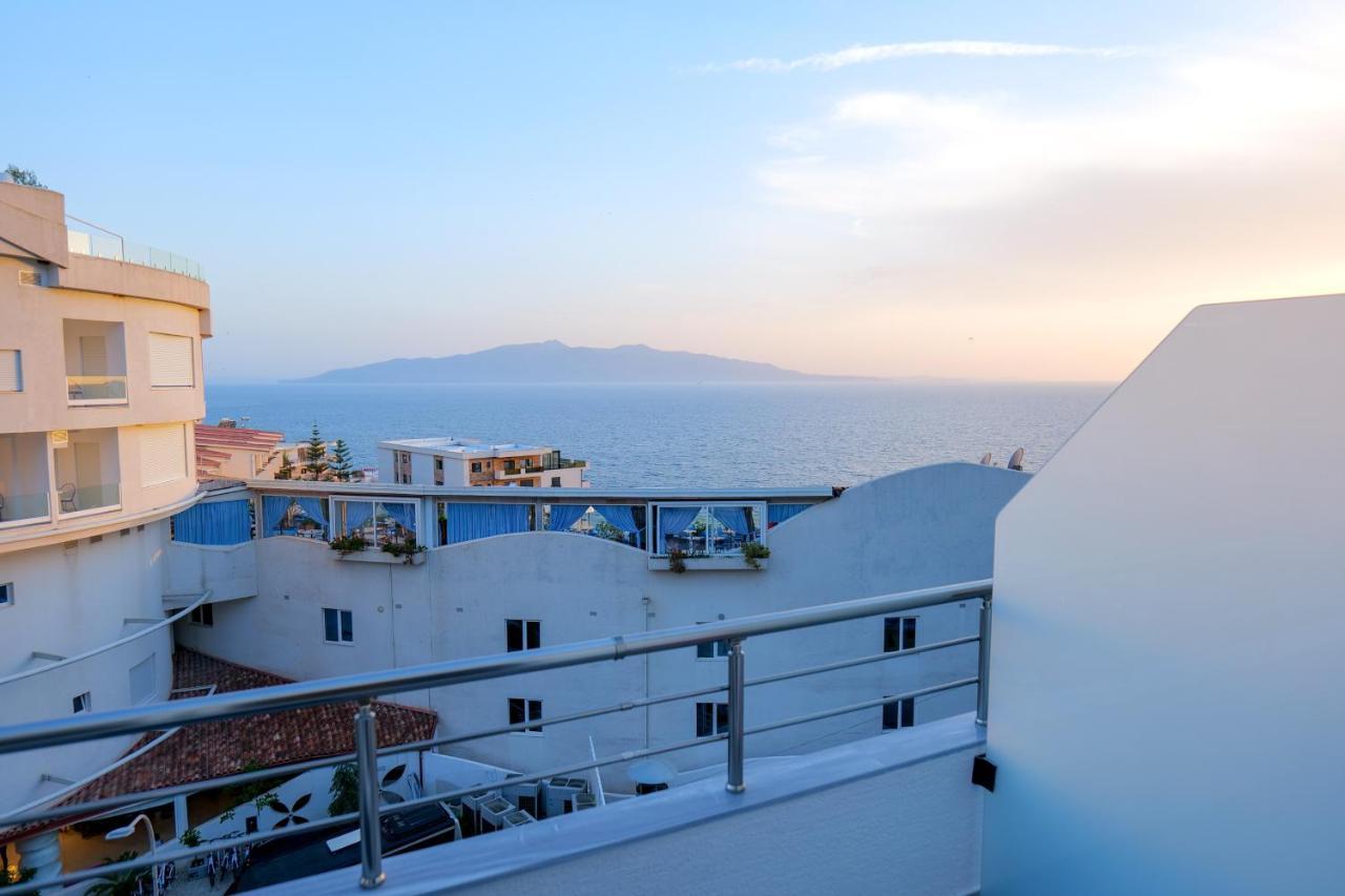 Gjoka Apartments, In Front Of Bougainville Bay Sarande Exterior photo
