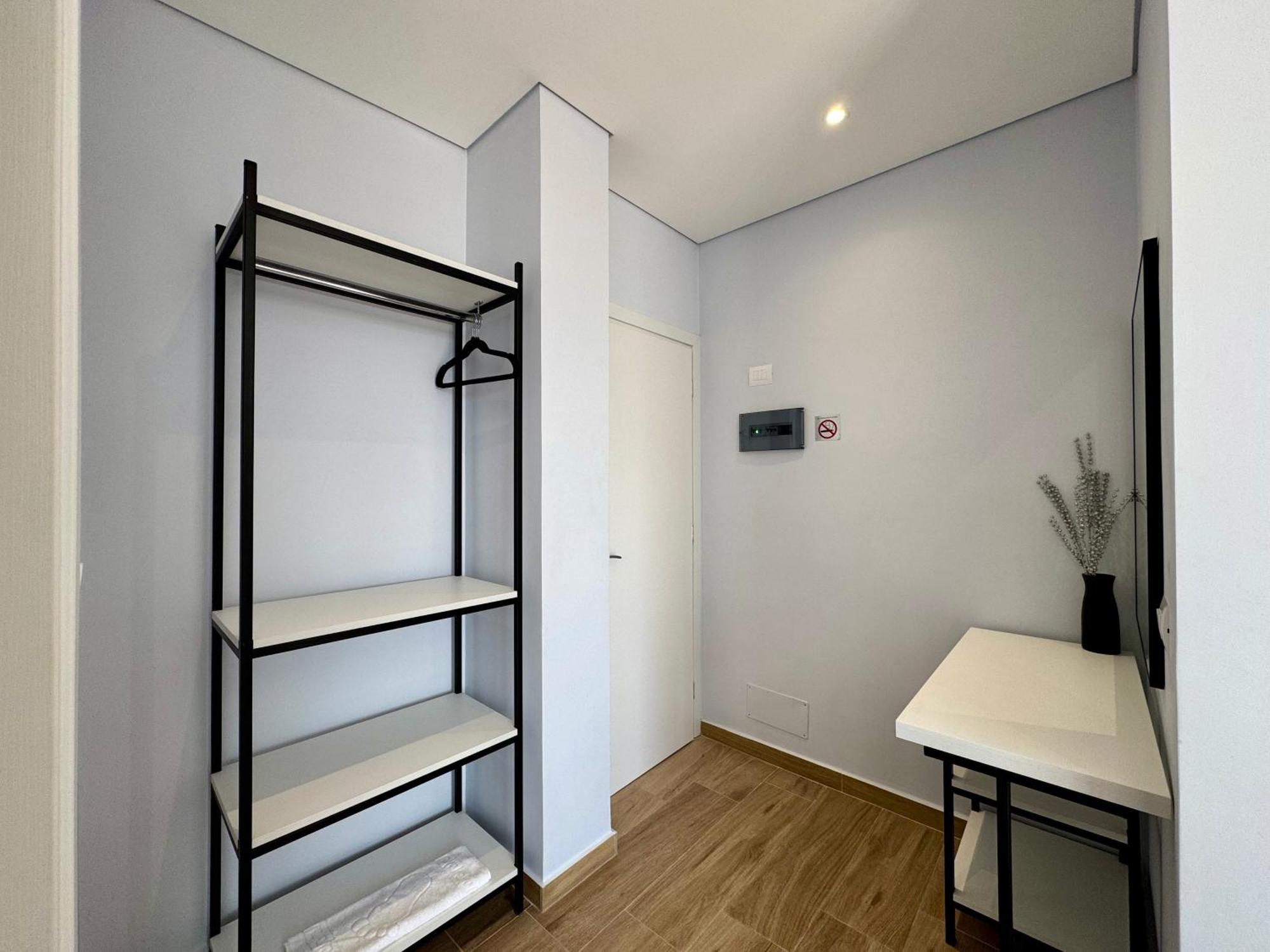 Gjoka Apartments, In Front Of Bougainville Bay Sarande Room photo